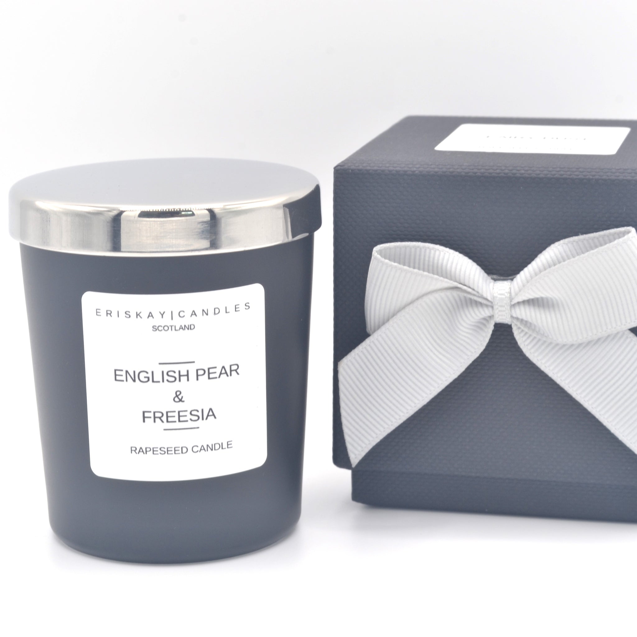 Eriskay Votive Candle in English Pear & Freesia